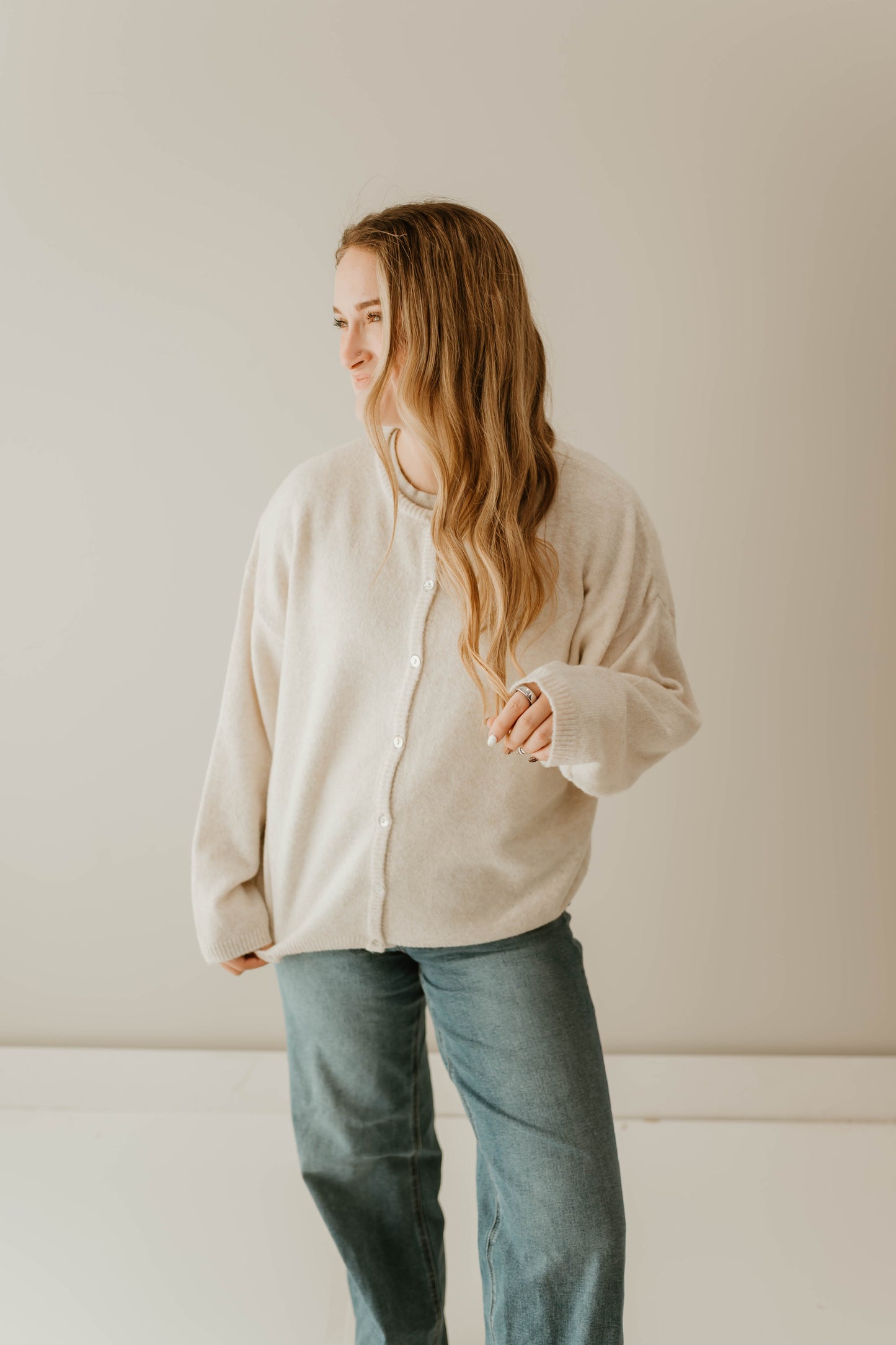IVORY LONG SLEEVE SWEATER CARDIGAN