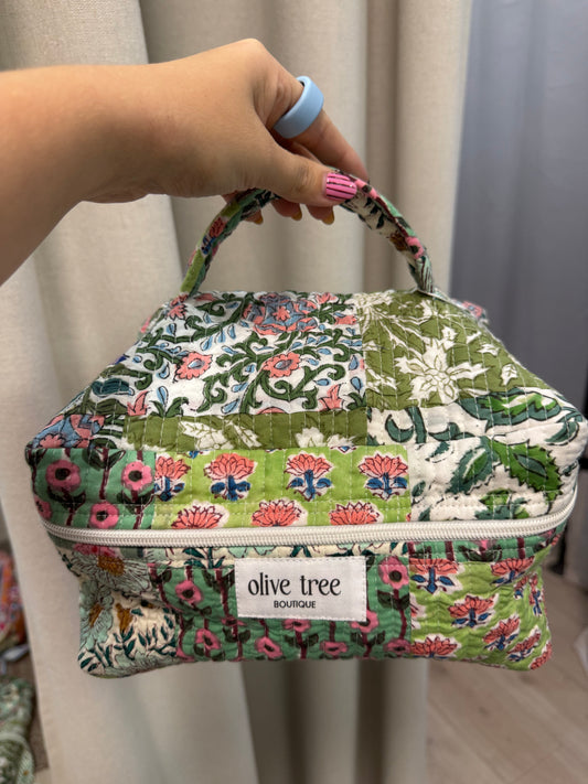 SAGE QUILTED PATCHWORK MAKEUP BAG