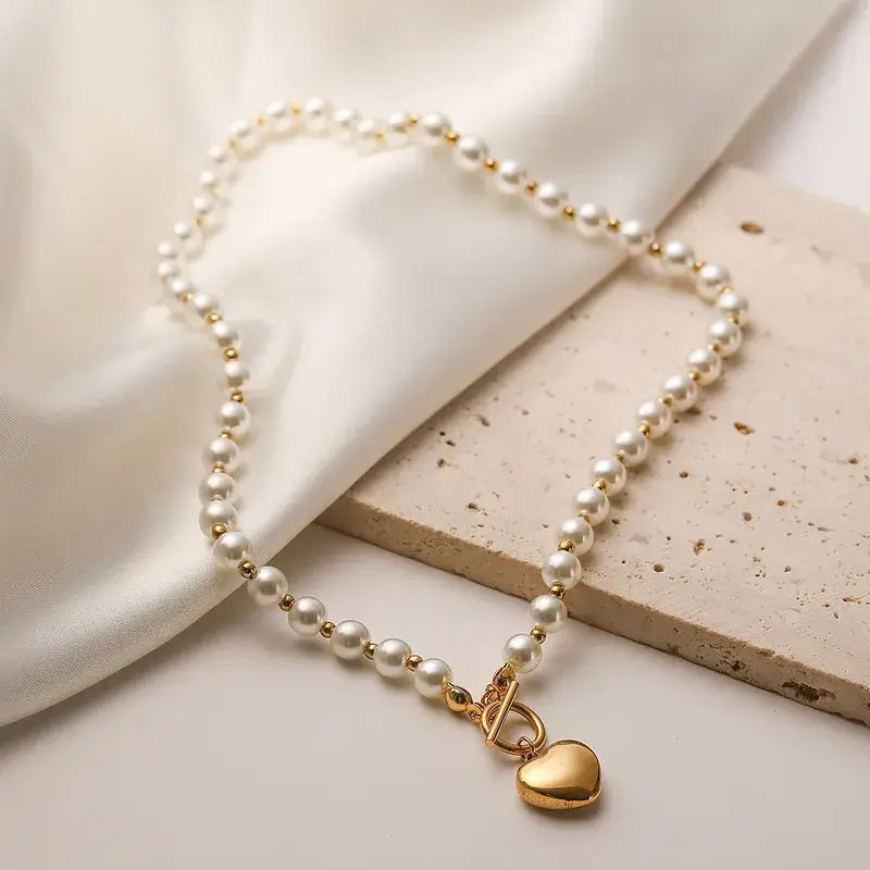 PEARL HEART PENDANT NECKLACE