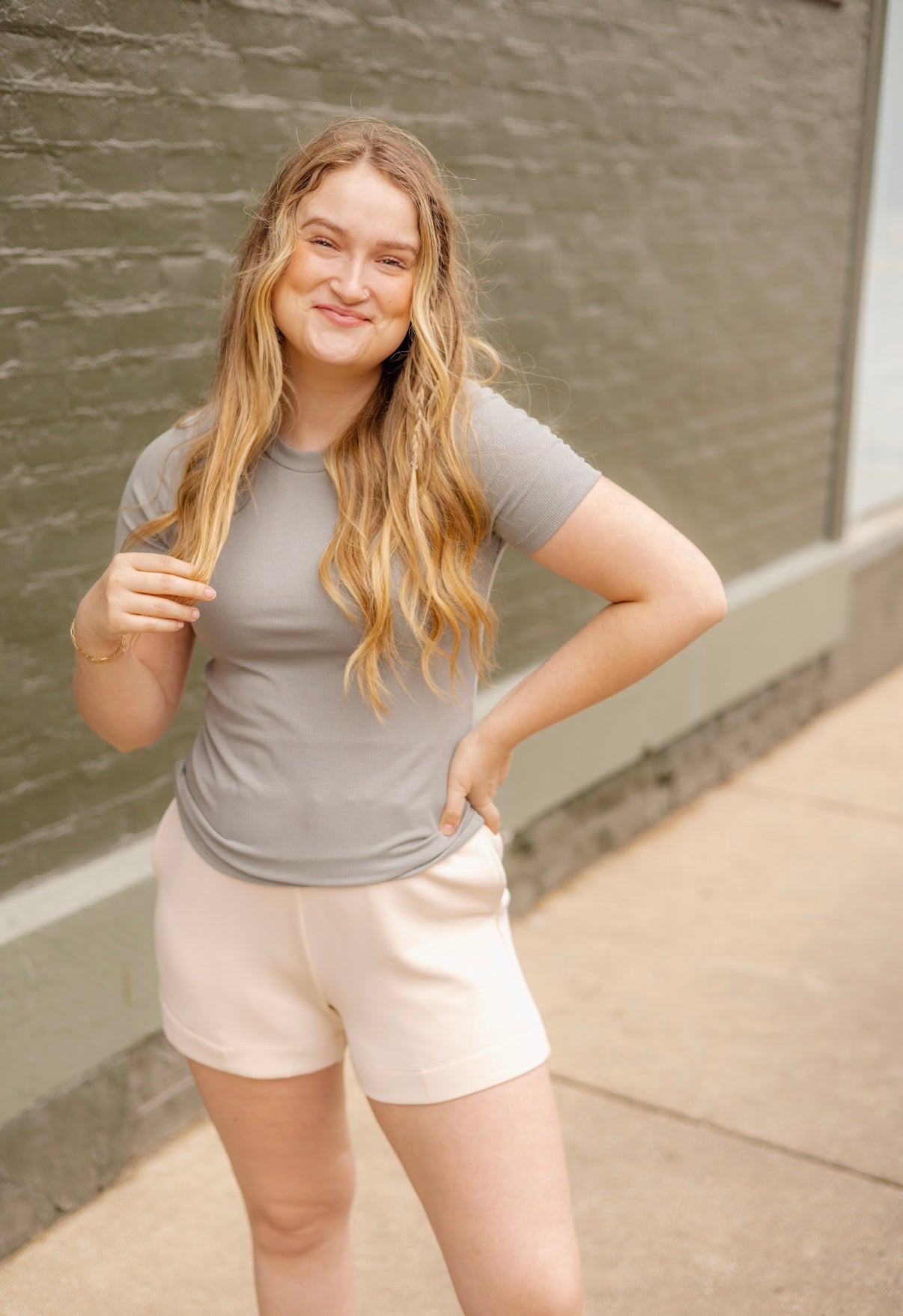 SAGE RIBBED SHORT SLEEVE TOP