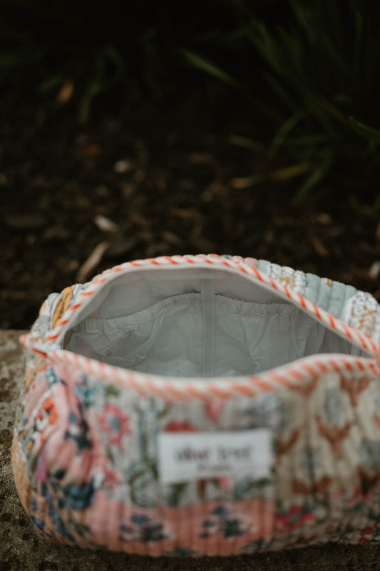 SAGE + PINK PATCH QUILTED MAKE UP BAG
