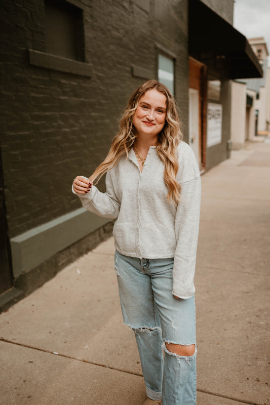 GRAY BUTTON FRONT CARDIGAN