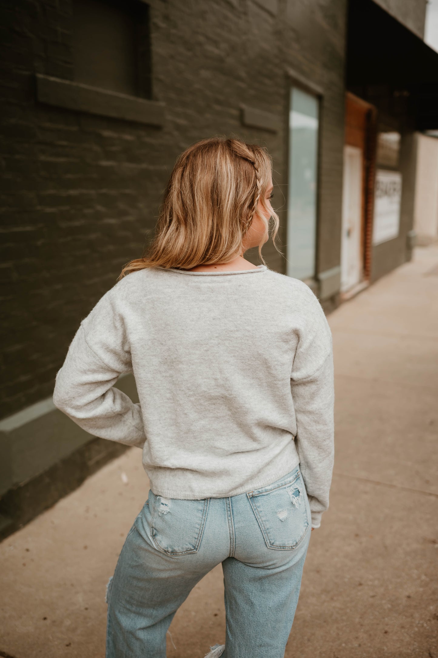 GRAY BUTTON FRONT CARDIGAN
