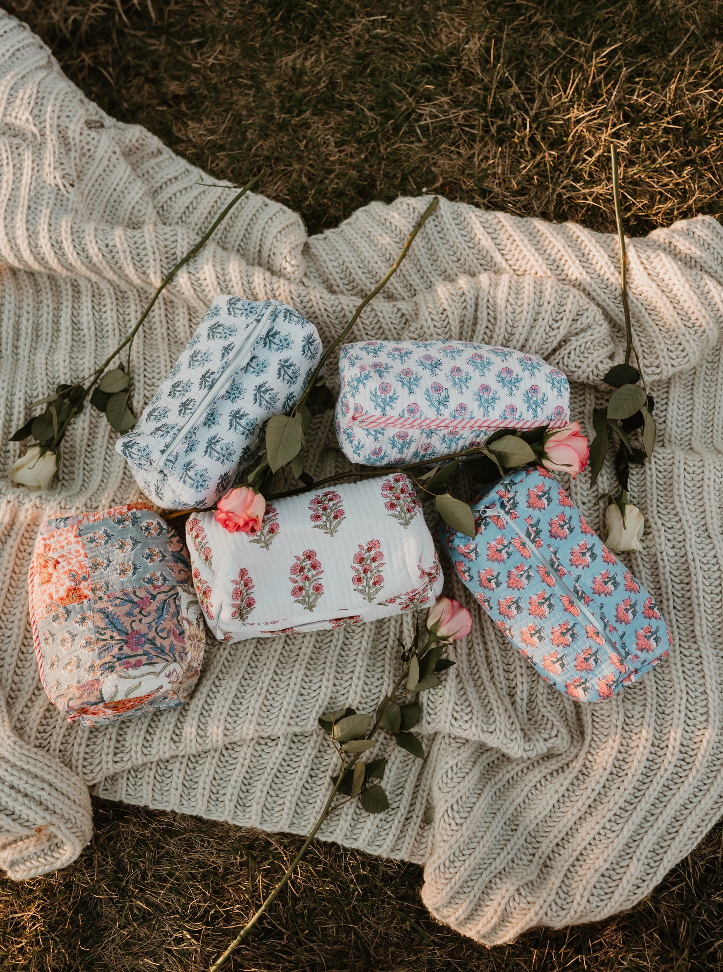 PINK + IVORY FLORAL MAKEUP BAG