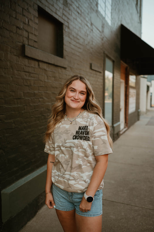 CAMO MAKE HEAVEN CROWDED TEE