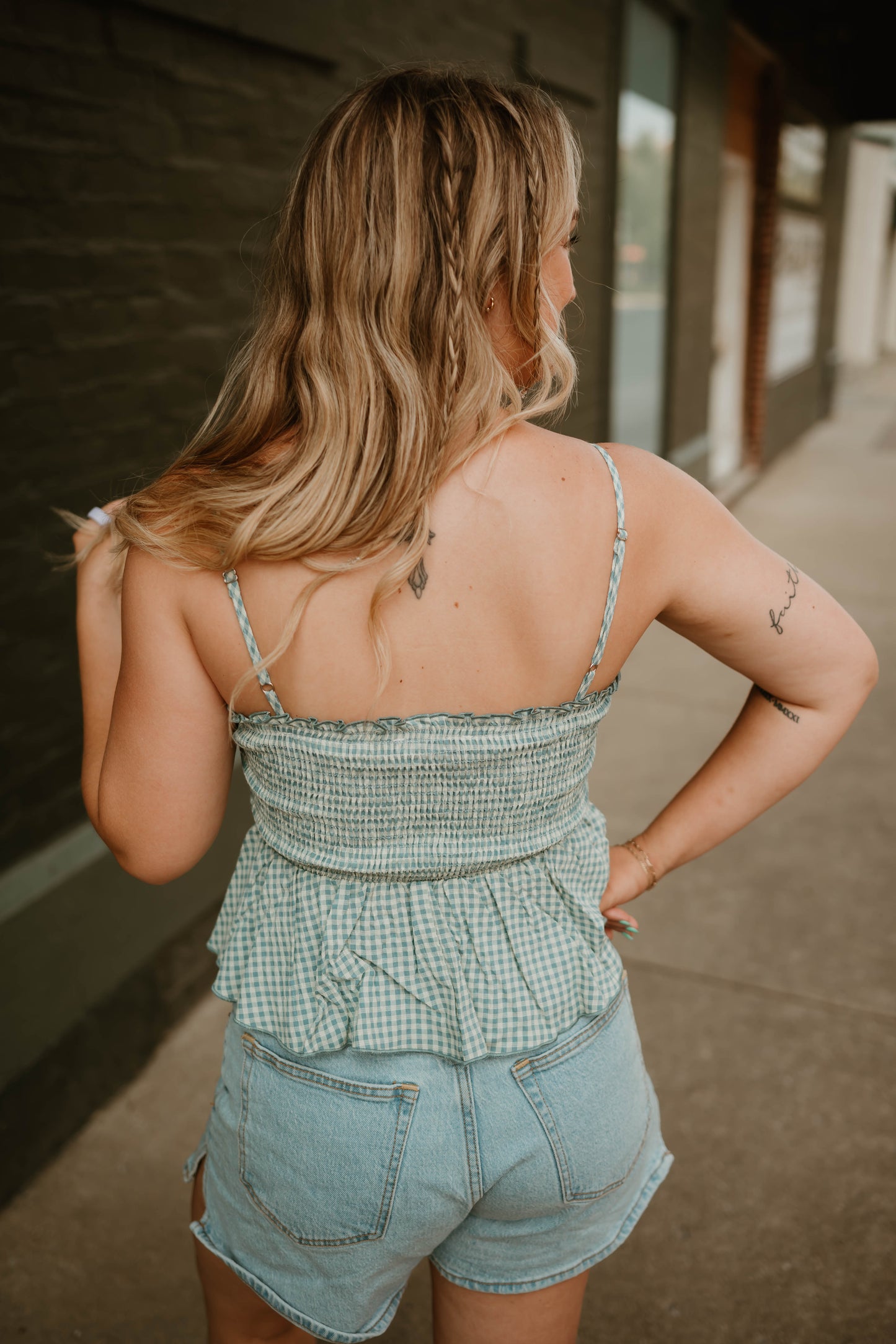 GINGHAM RUFFLE TANK TOP