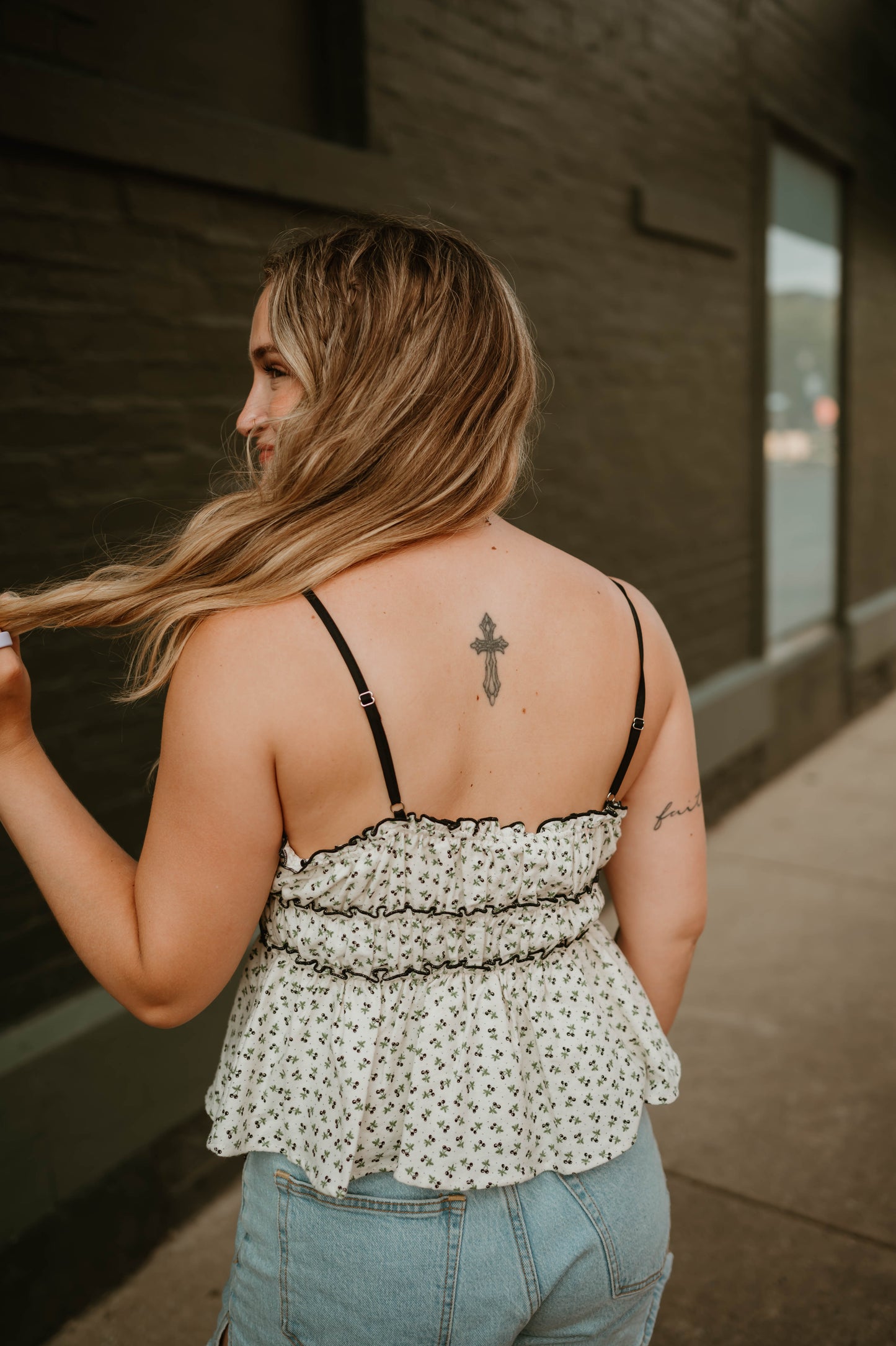 CHERRY TIE FRONT TANK