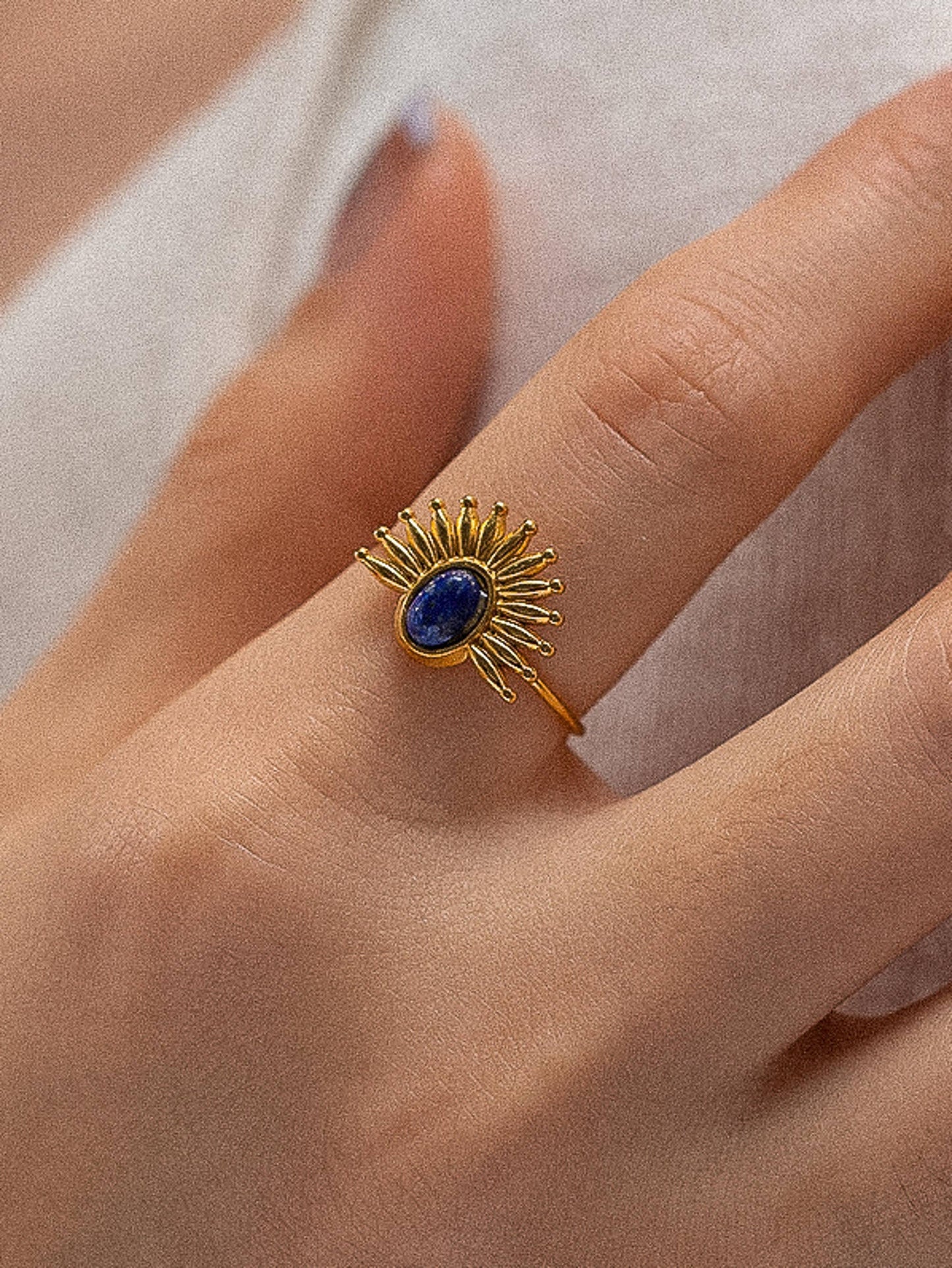 NON TARNISH SUN STONE RING