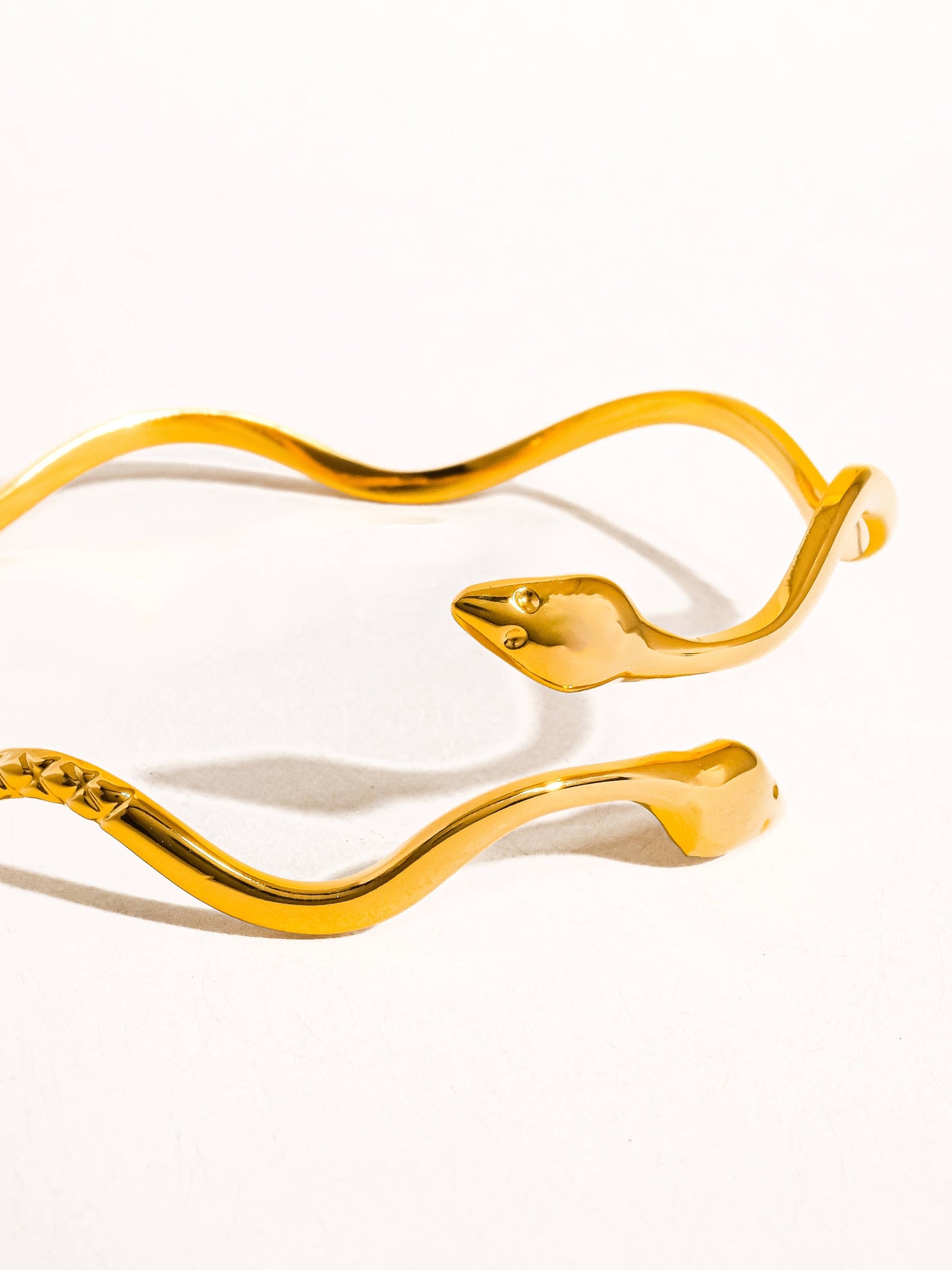 GOLD NON TARNISH SERPENT BRACELET