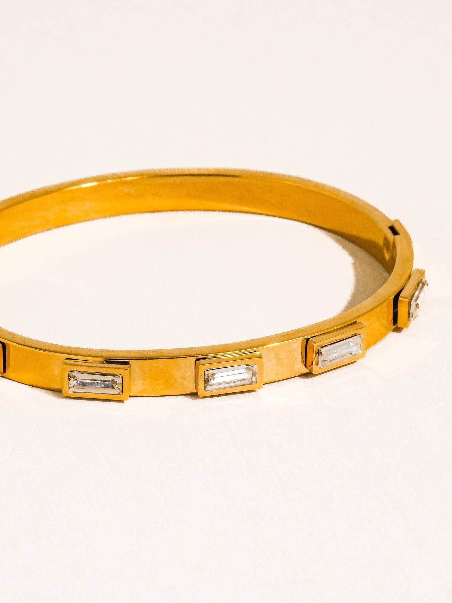 NON TARNISH BAGUETTE CZ BANGLE