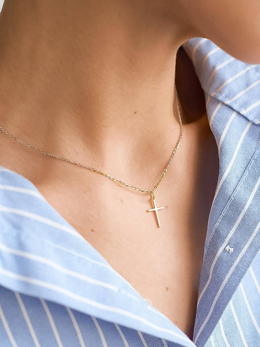 SMALL CROSS NECKLACE