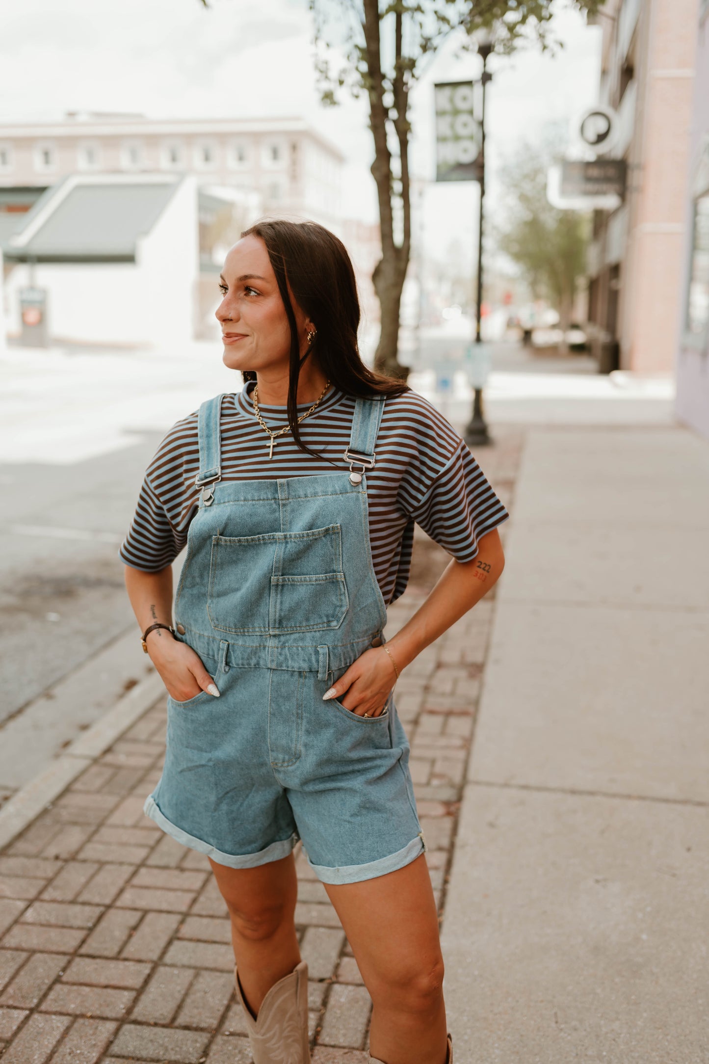 DENIM CROSS BACK SHORT OVERALLS