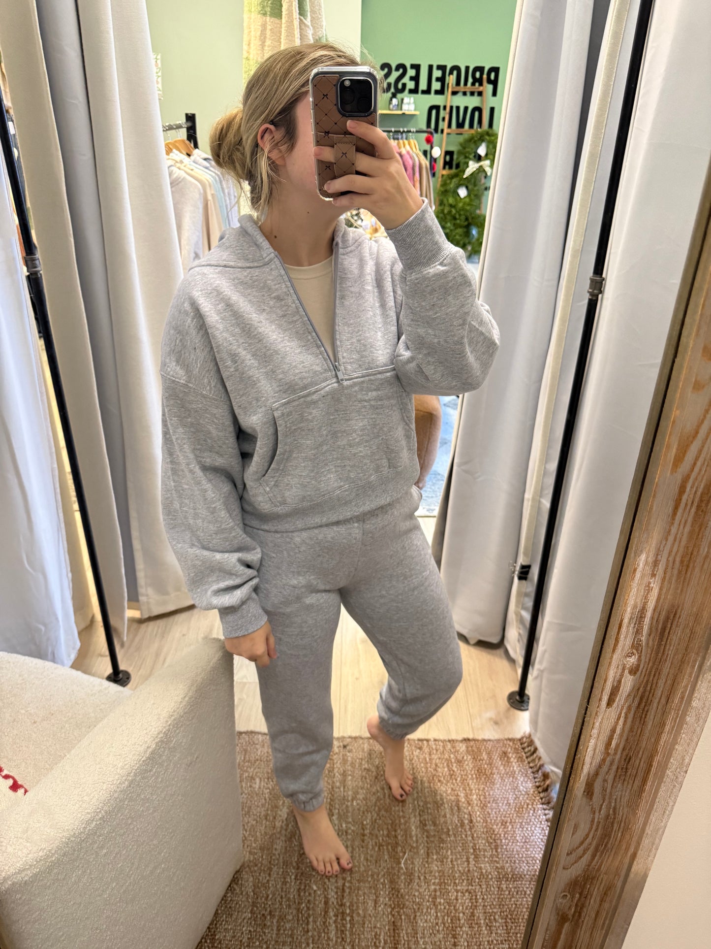 GRAY FLEECE JOGGERS