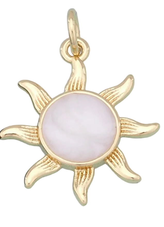 WHITE SUN CHARM