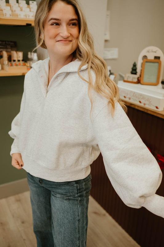 HALF BUTTON RELAXED FIT PULLOVER