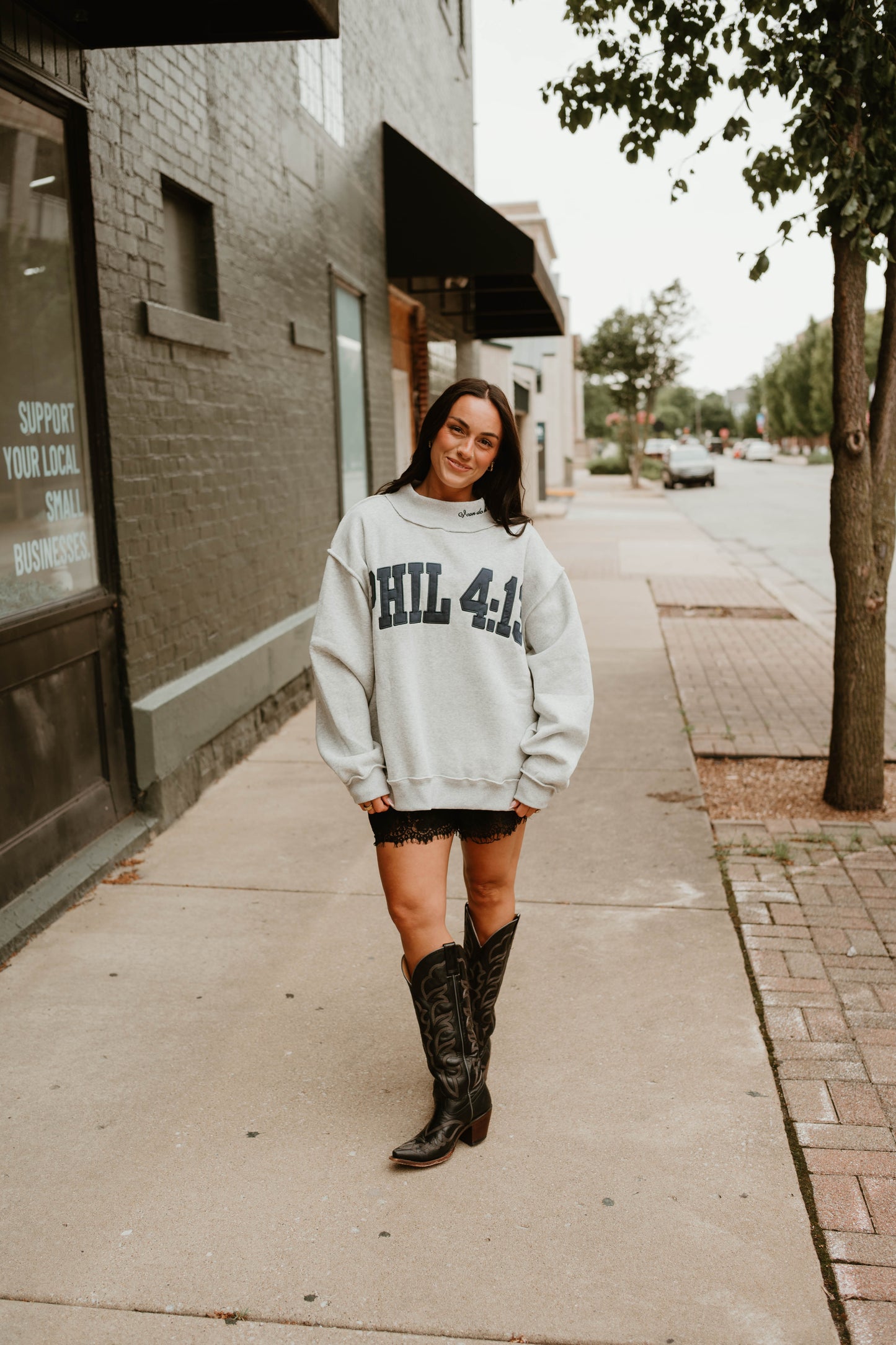 PHIL 4:13 MOCK NECK PULLOVER