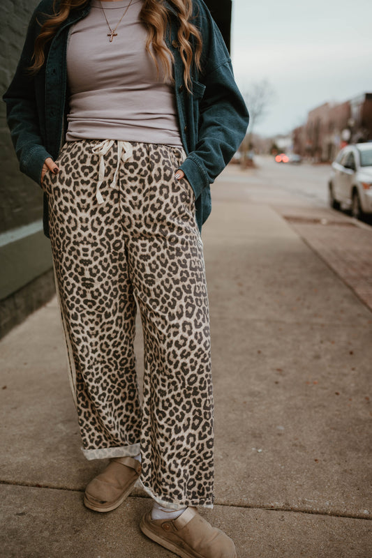 LEOPARD PRINT CANVAS BOTTOMS