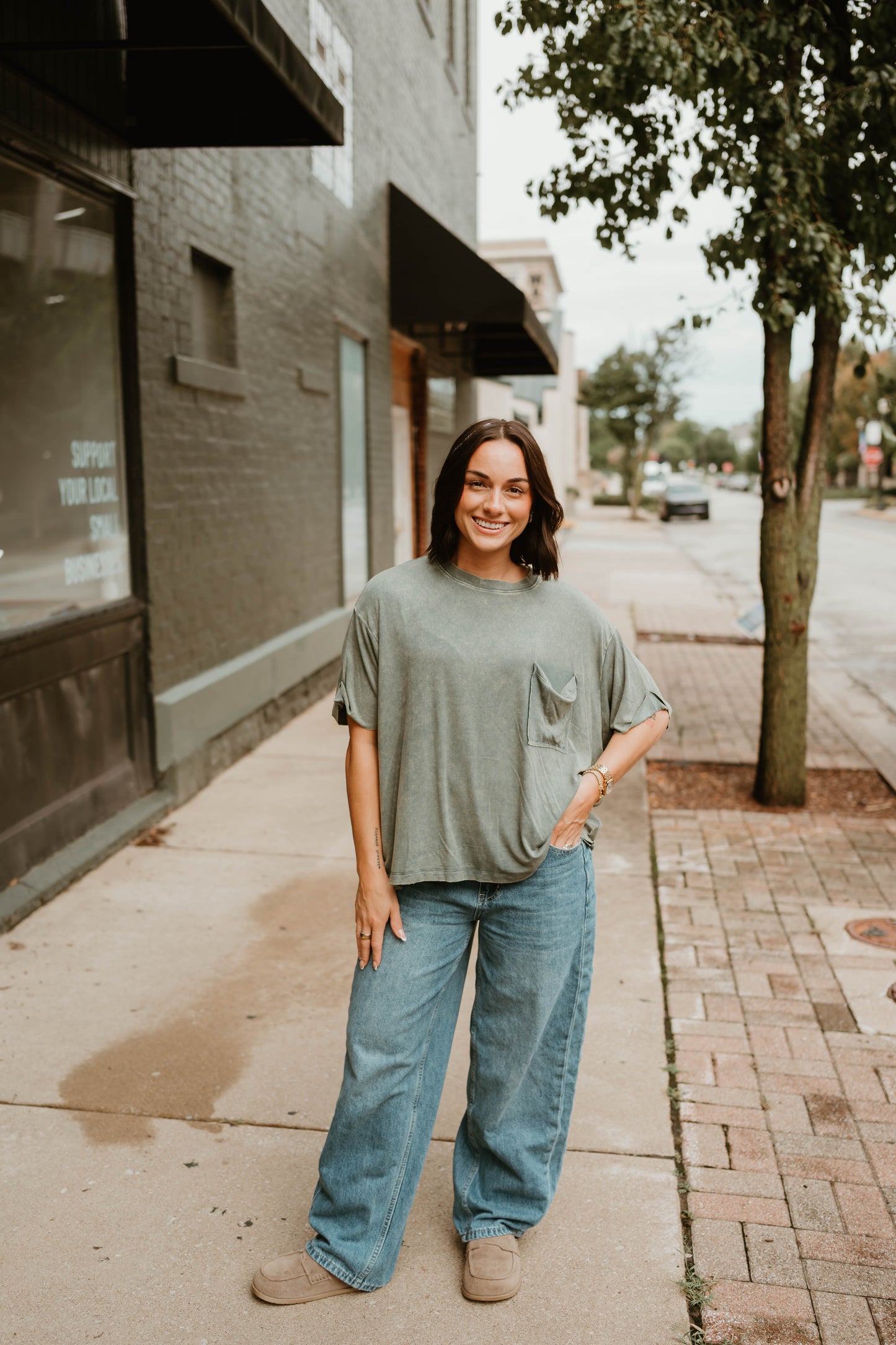 JADE WASHED RIBBED POCKET TEE