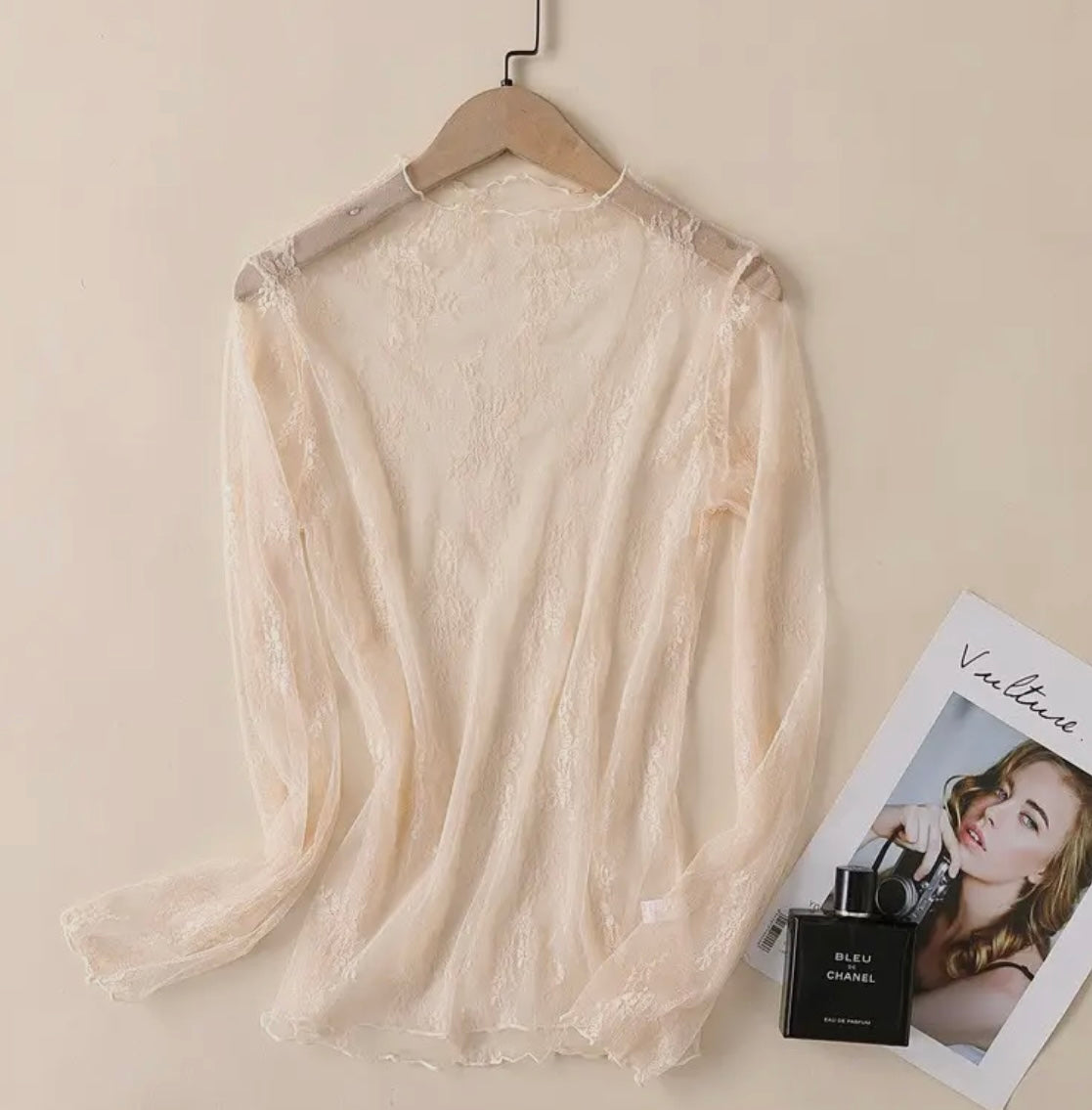 LACE LAYERING TOP