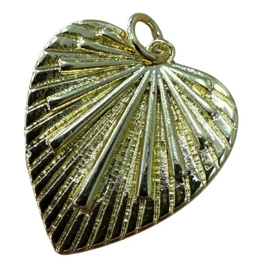 RAY HEART CHARM