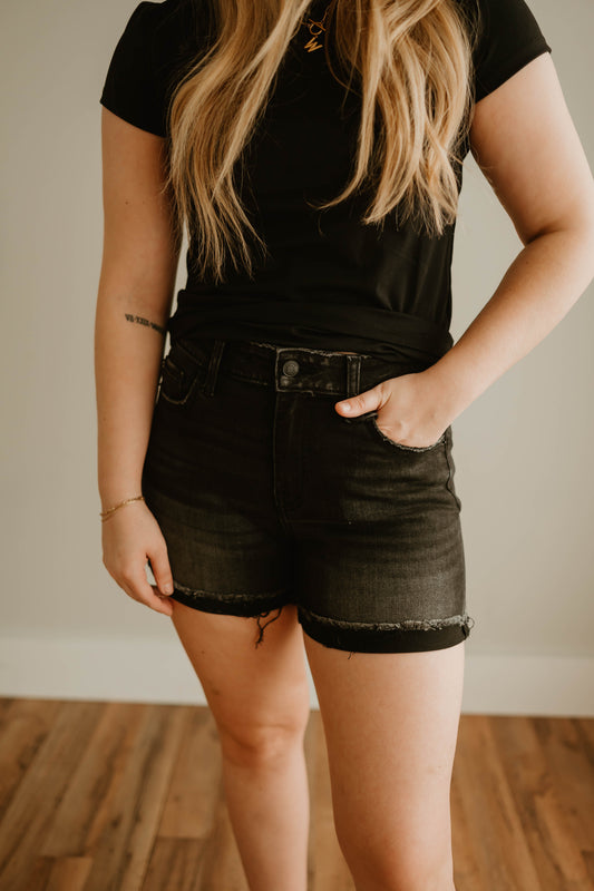 BLACK CUFFED DENIM SHORTS