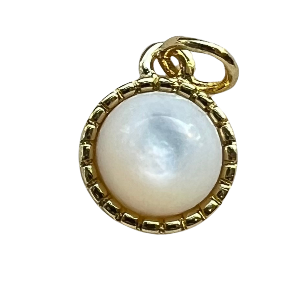 ROUND OPAL CHARM