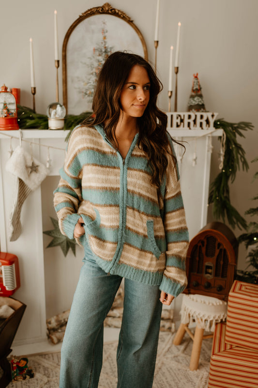 SWEATER HOOD ZIP UP JACKET