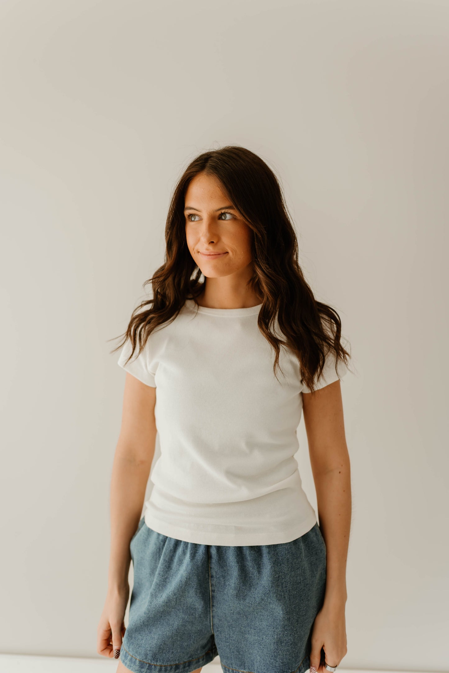 IVORY RIBBED SHORT SLEEVE BASIC