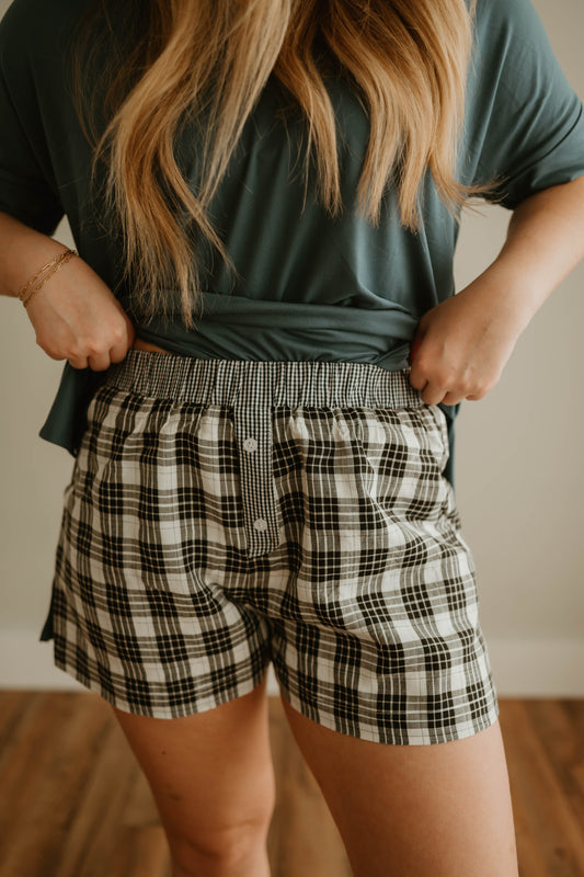 MIXED PLAID SHORTS