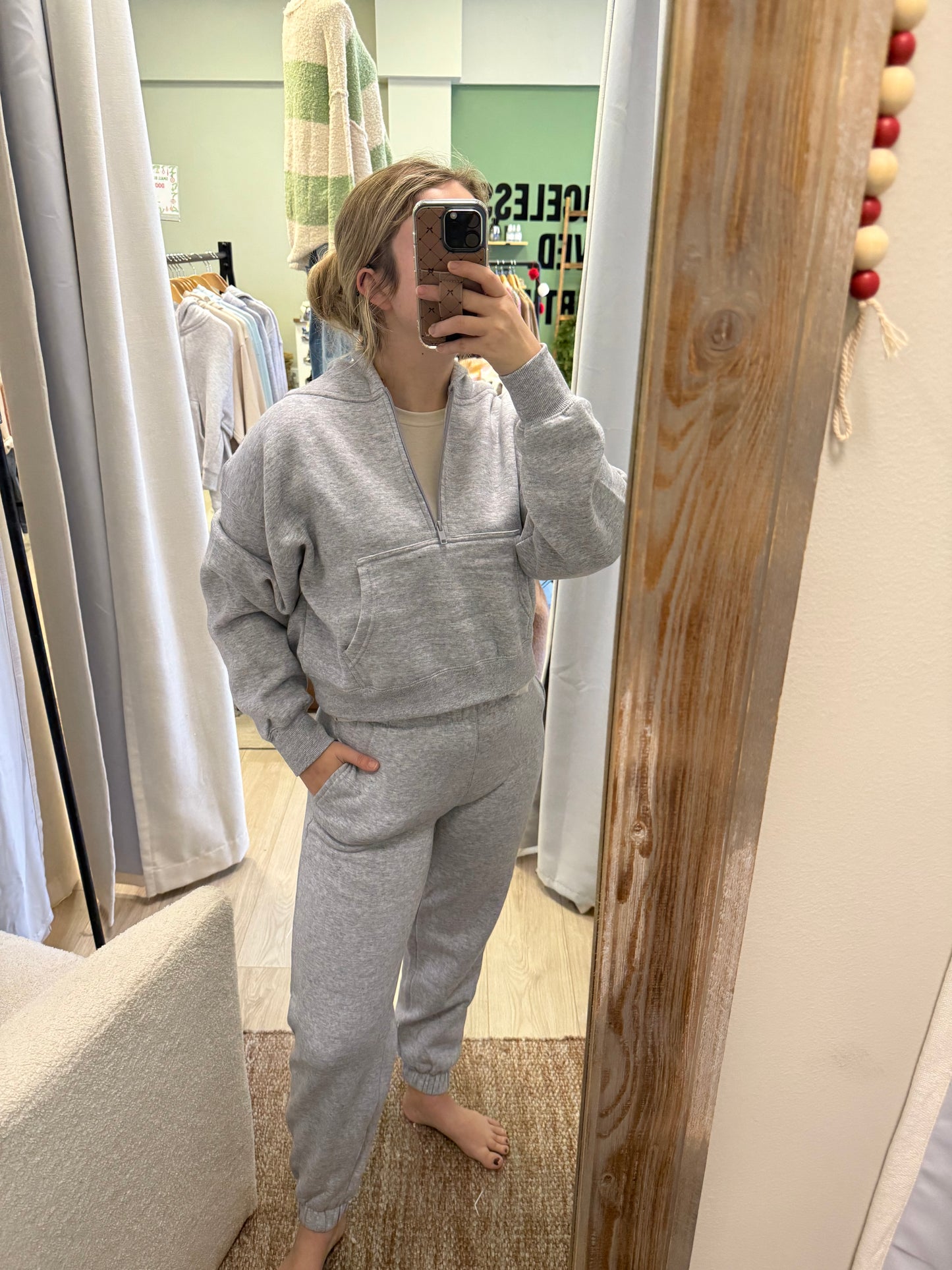 GRAY FLEECE JOGGERS