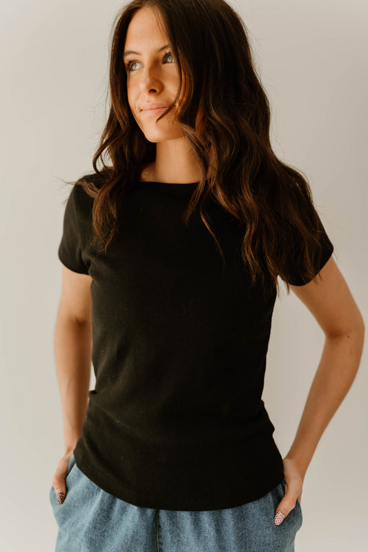 BLACK RIBBED SHORT SLEEVE BASIC