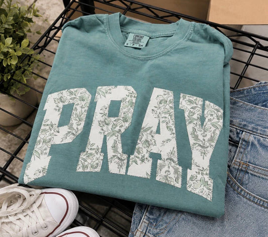 TEAL + SAGE QUILTED PRAY TEE