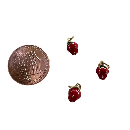 MINI STRAWBERRY CHARM