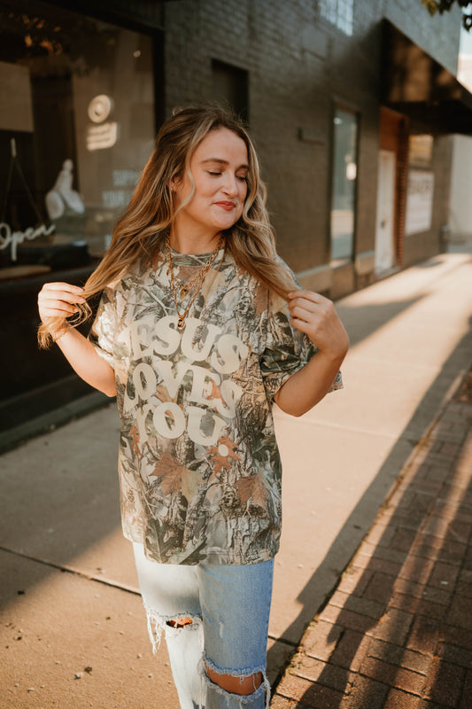 CAMO JESUS LOVES YOU TEE