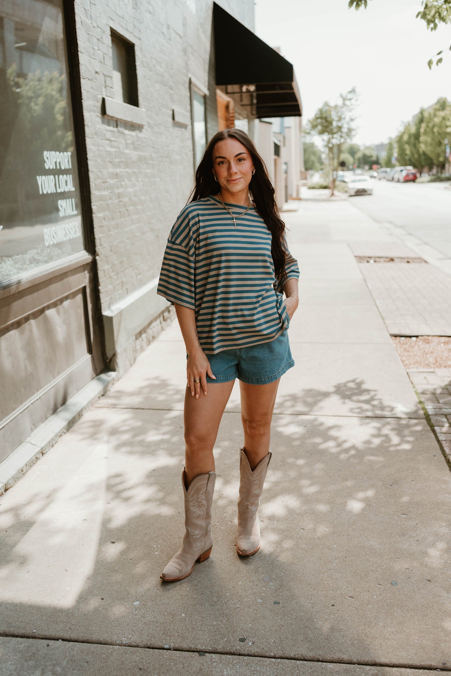 NAVY + TAN OVERSIZED BOYFRIEND TEE