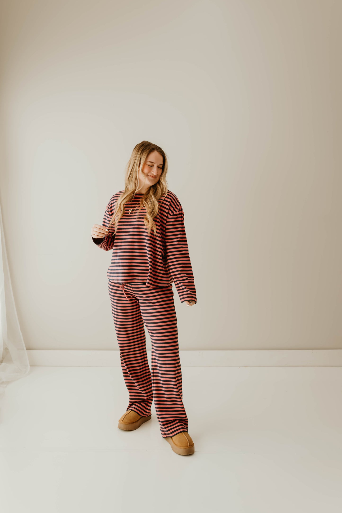 LONG SLEEVE ROUND NECK STRIPE BOXY TOP WITH WIDE LEG PANTS