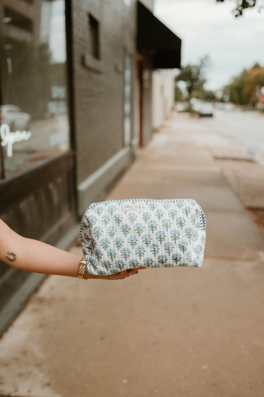 BLUE FLORAL LARGE POUCH