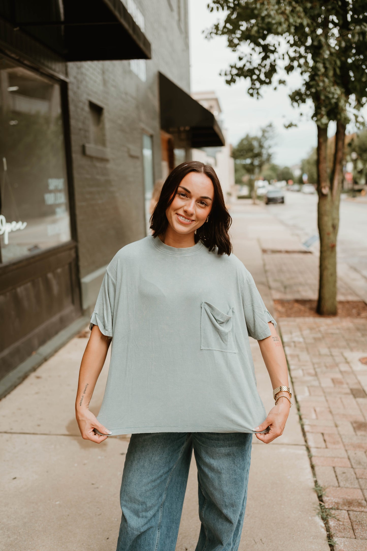 BLUE GRAY WASHED RIBBED POCKET TEE