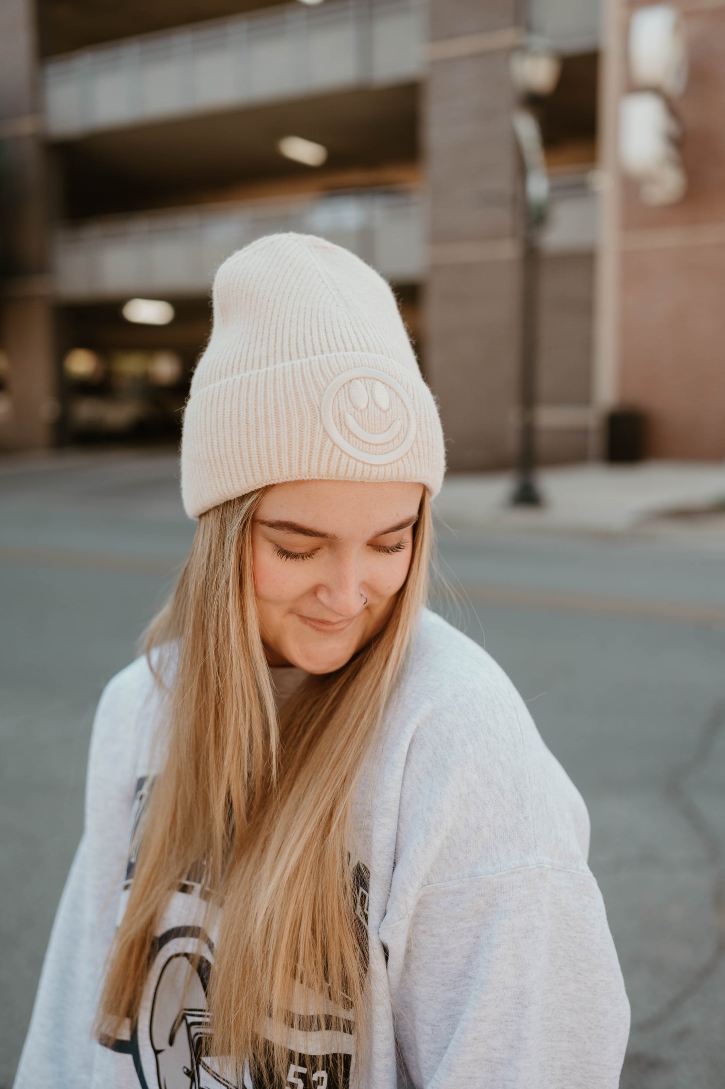 IVORY SMILEY BEANIE