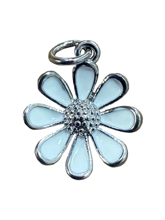 SILVER DAISY CHARM