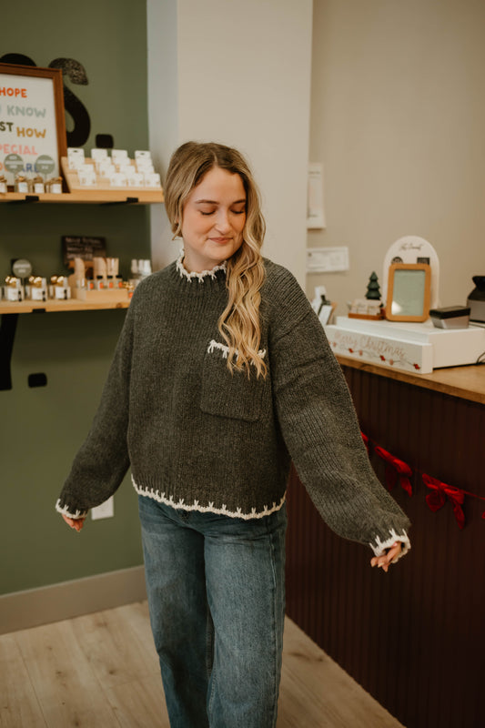 ROUND NECK LONG SLEEVE STITCH DETAIL SWEATER