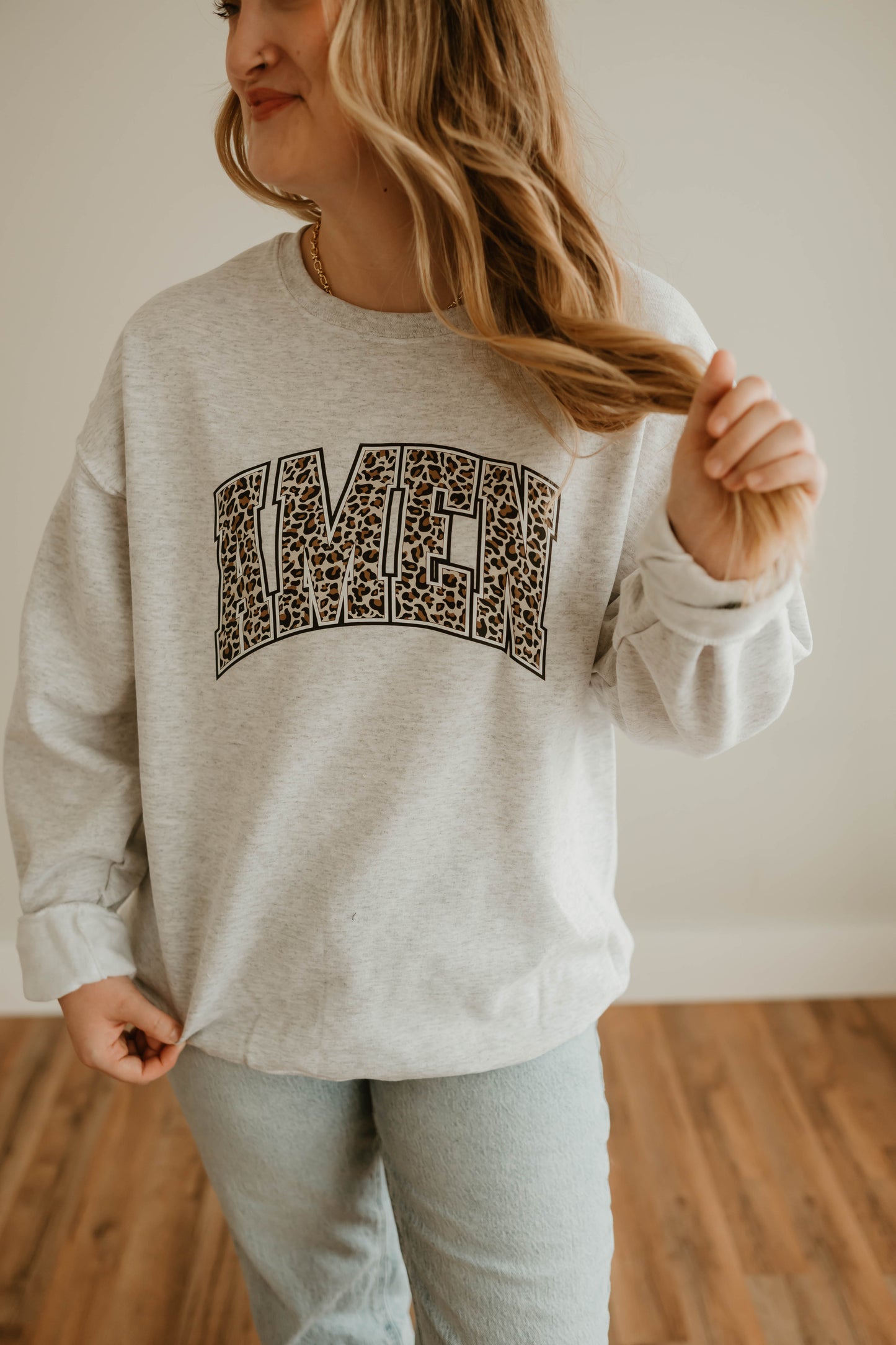 ANIMAL PRINT AMEN CREWNECK