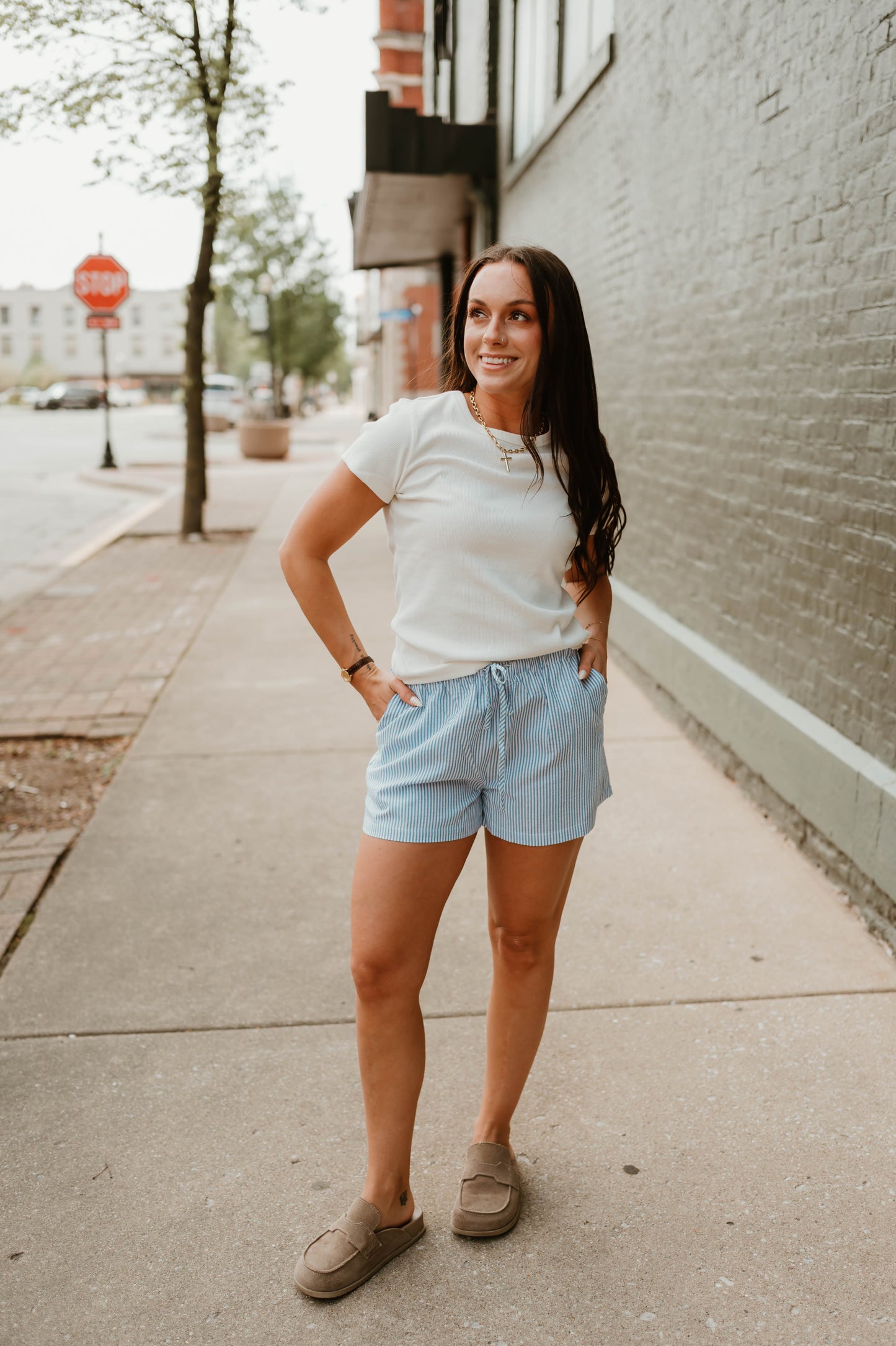 BLUE STRIPED DRAWSTRING SHORTS