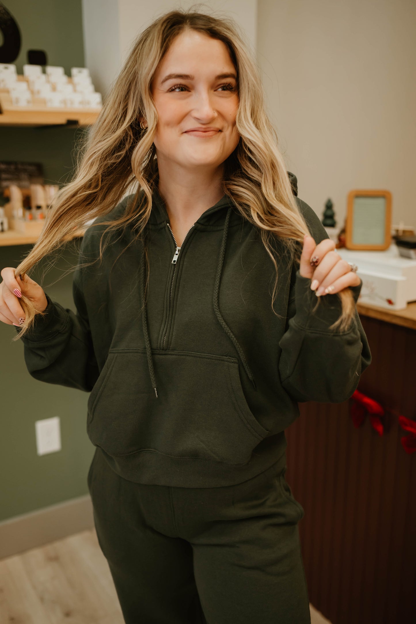 HALF ZIP SCUBA HOODIE