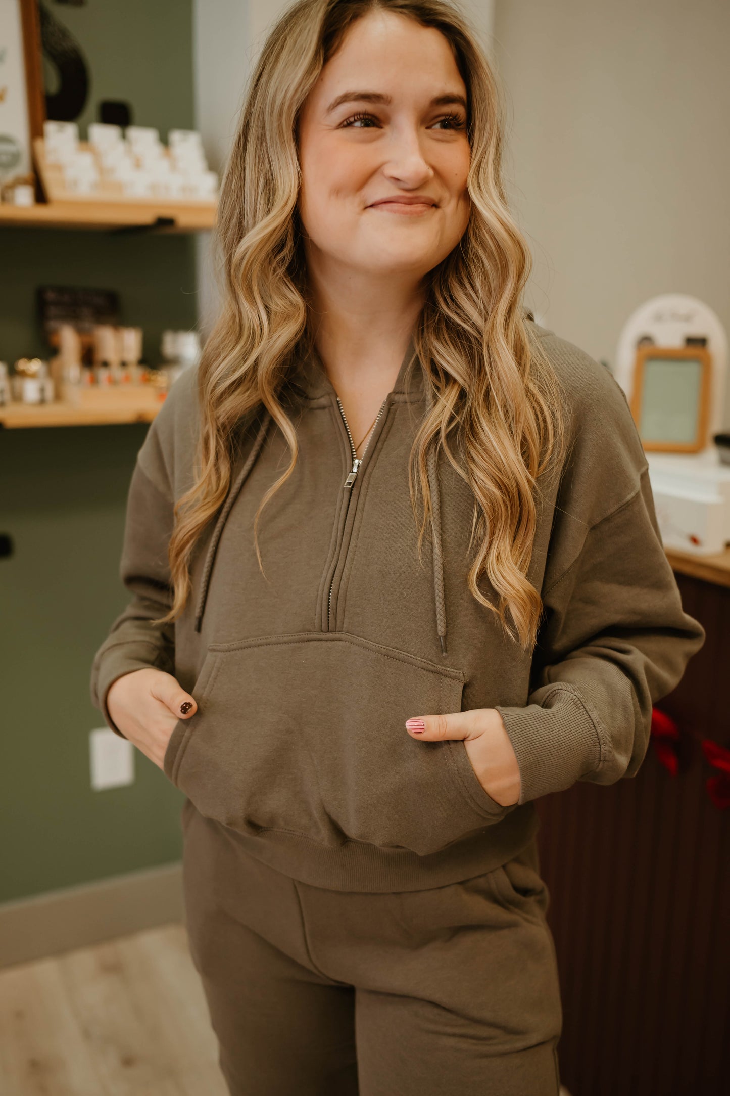 HALF ZIP SCUBA HOODIE