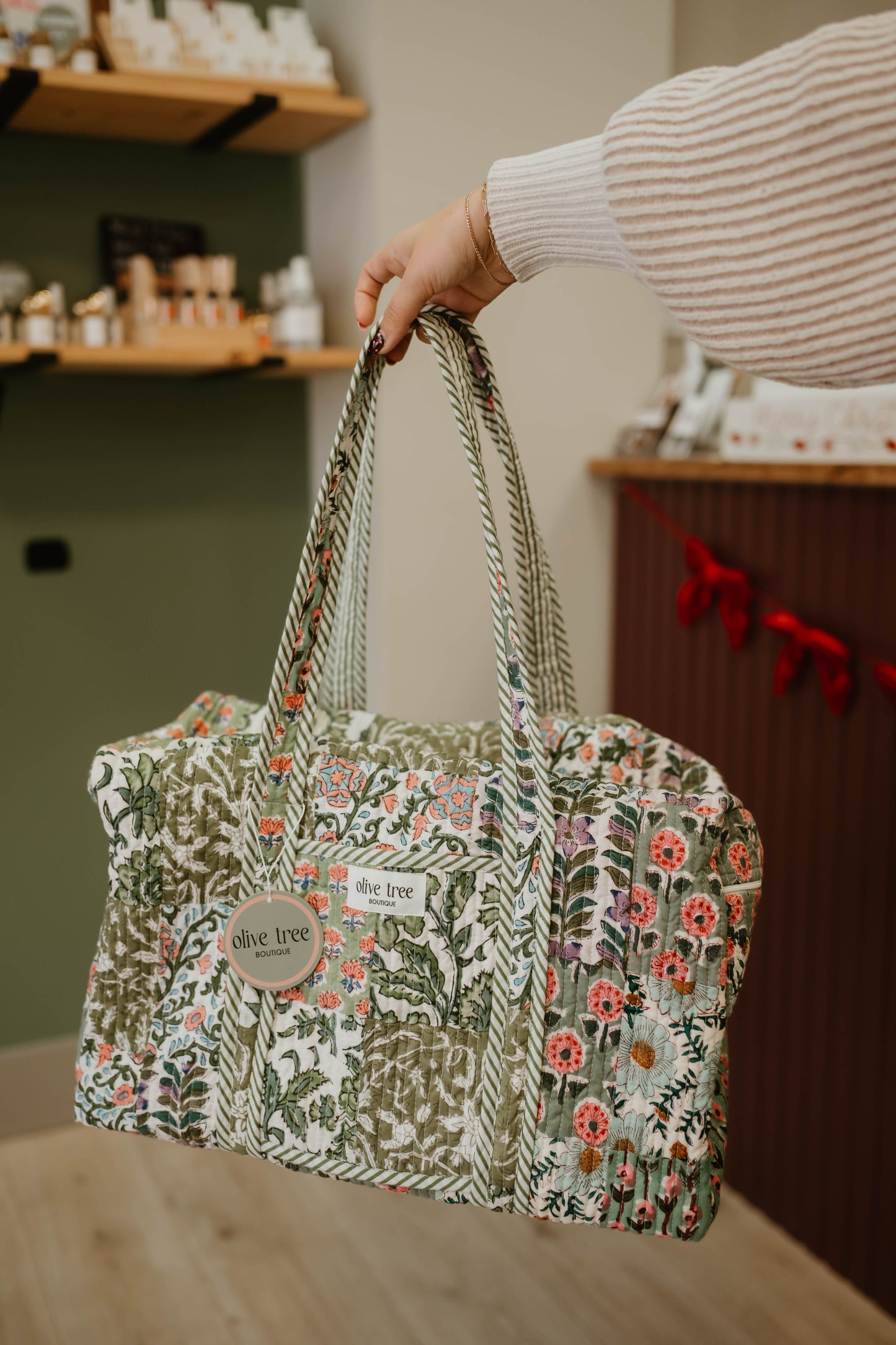 SAGE QUILTED PATCHWORK DUFFLE