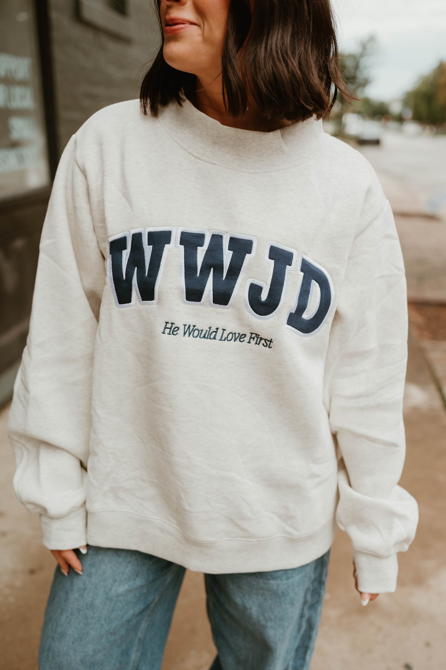 "WWJD" PREMIUM MOCKNECK CREW | ASH