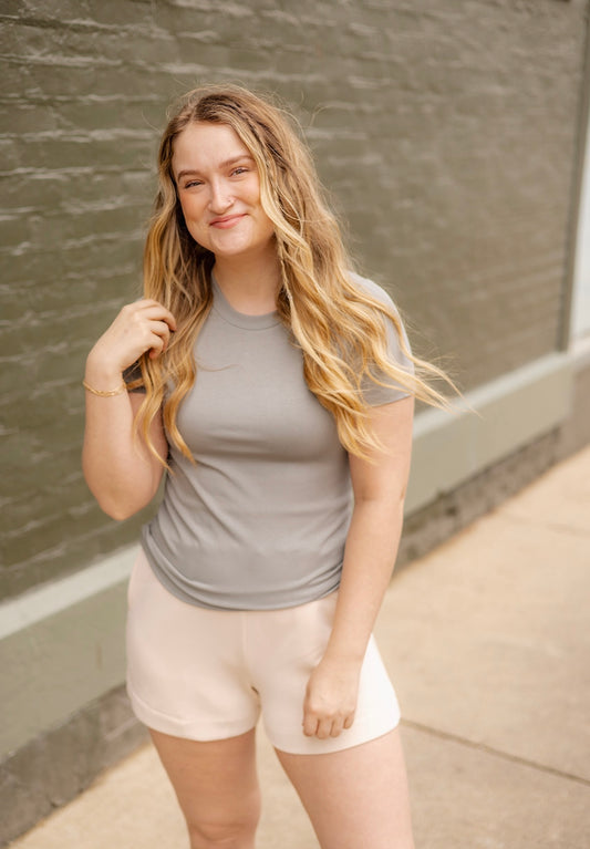 SAGE RIBBED SHORT SLEEVE TOP