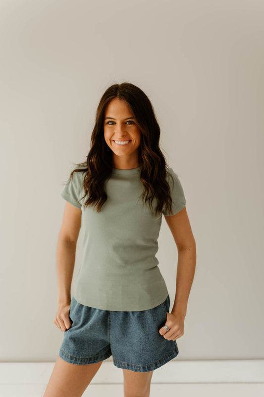 SAGE RIBBED SHORT SLEEVE BASIC