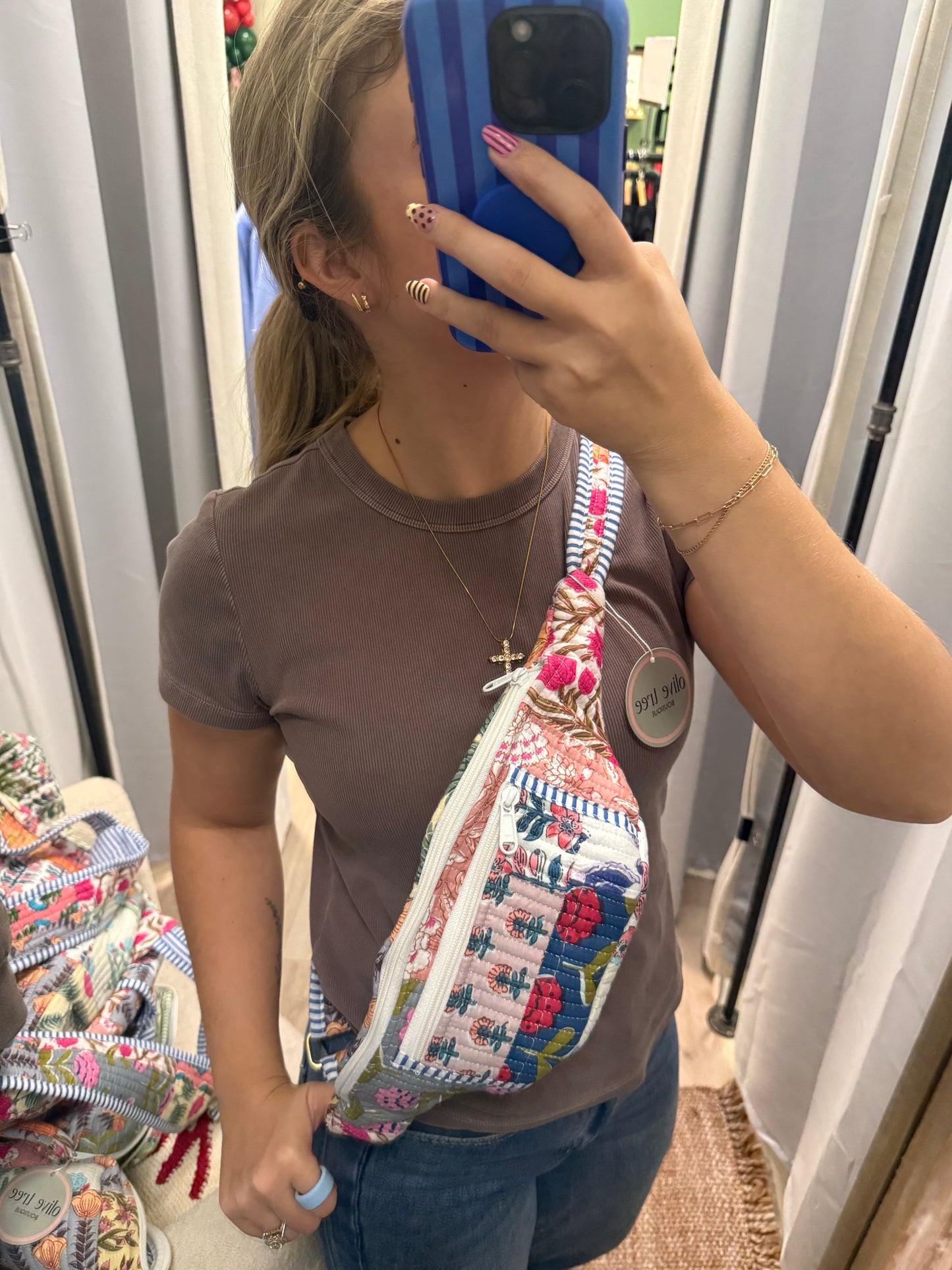 MULTI COLOR PATCH BUM BAG